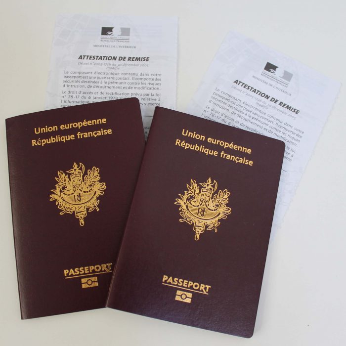 French passports - French language tests